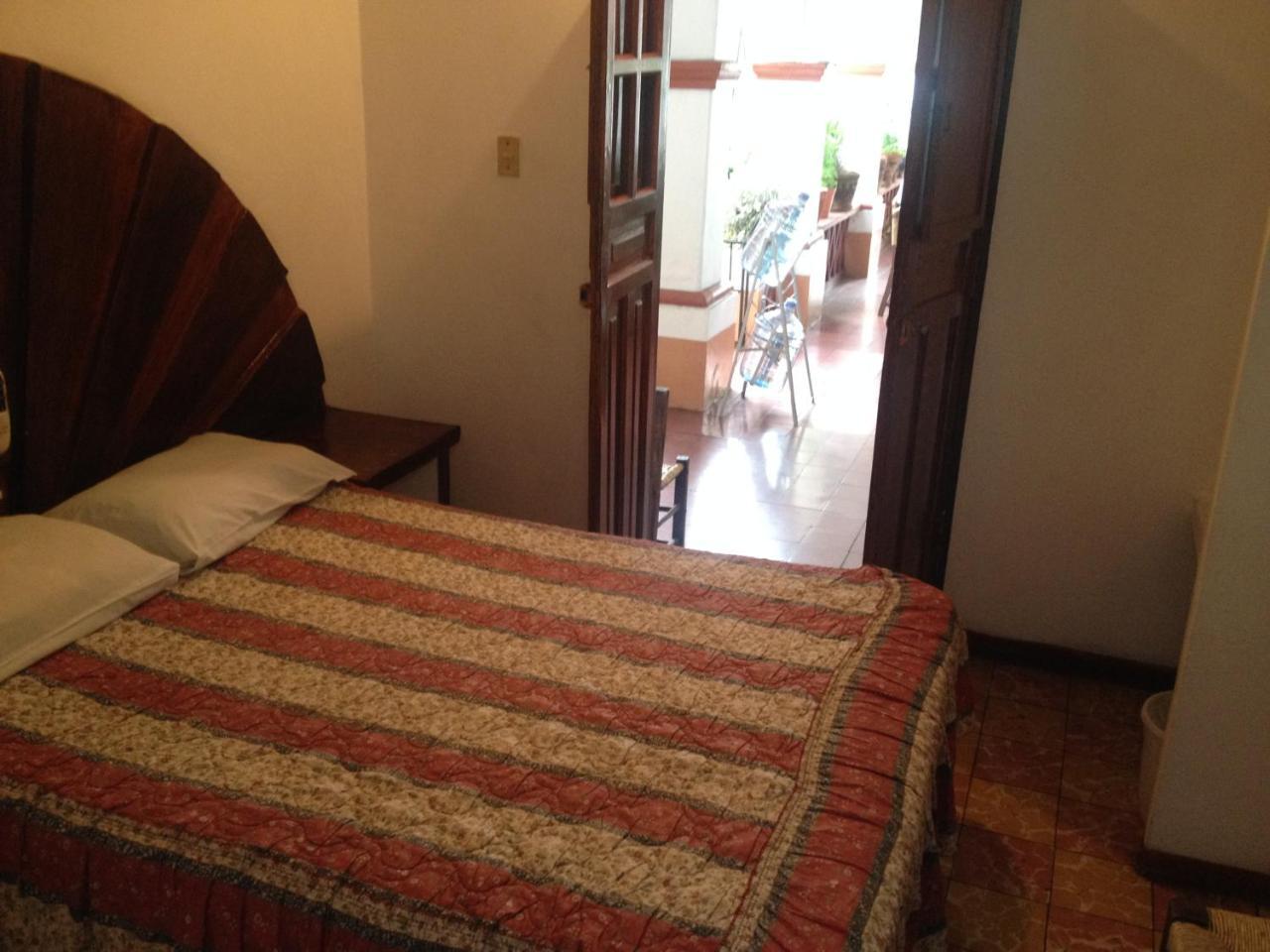 Hotel Posada Santa Anita แท็กซ์โก เด อลาร์คอน ภายนอก รูปภาพ